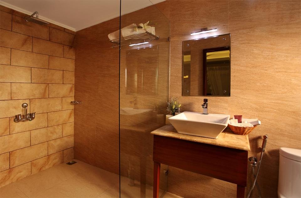 BATH-ROOM-1